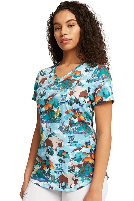 Cherokee Women's V-Neck Print Scrub Top | Wildlife Sanctuary